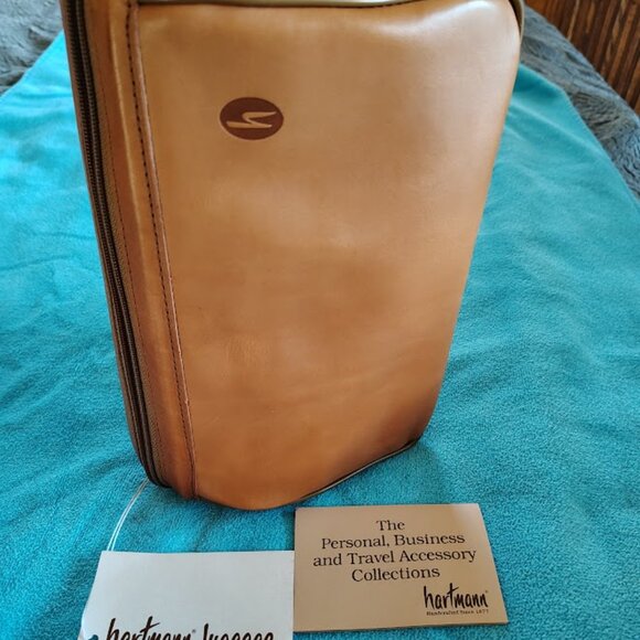 Hartmann Travel Dopp Kit - Picture 3 of 7